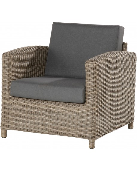 Lodge living arm chair with 2 cushions